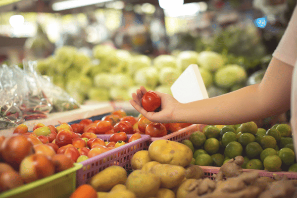 Hortifruti em Mercados em Emporios